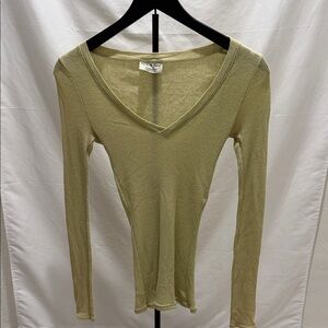 Michael Stars V-Neck Long Sleeve Top - Light Olive